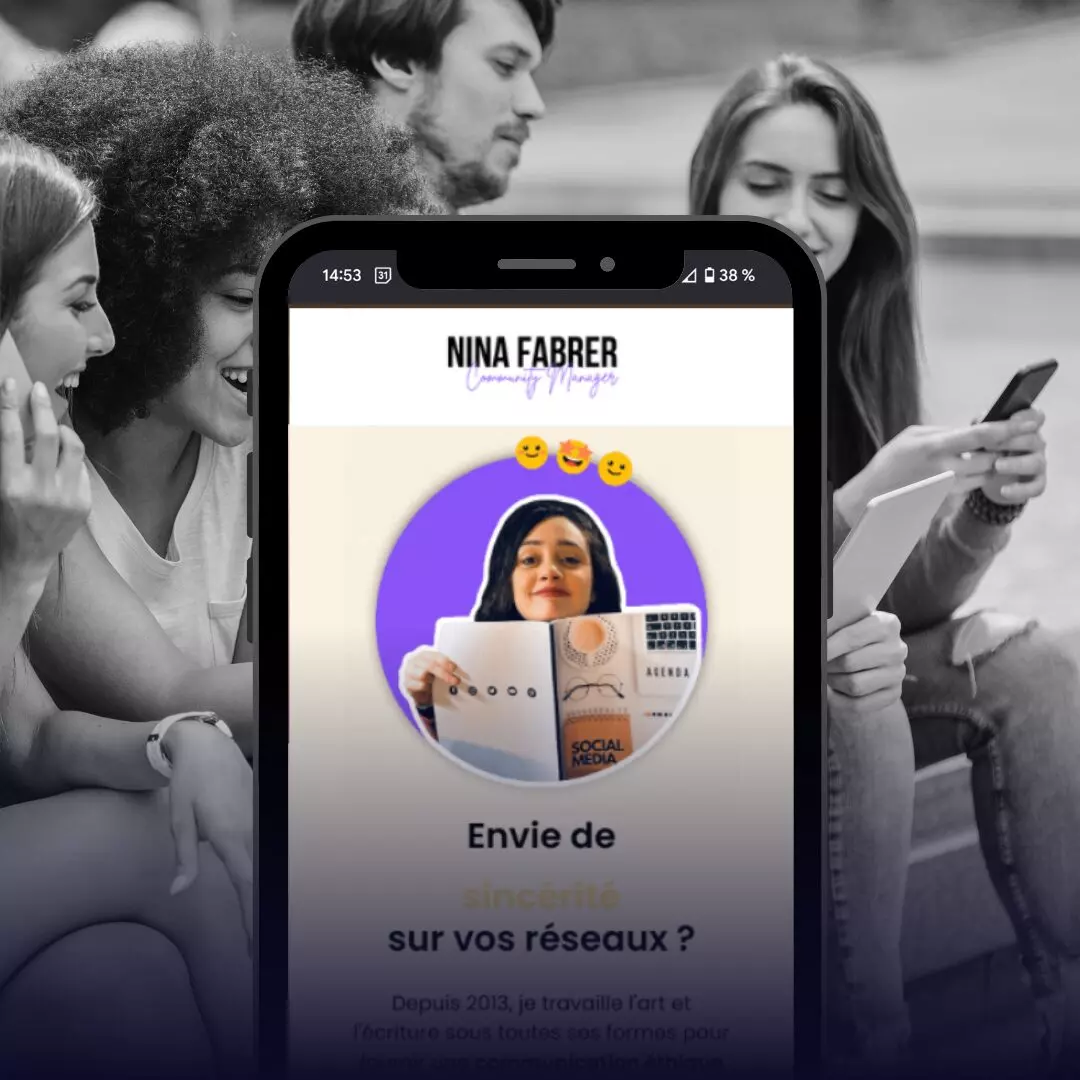 Nina Fabrer Community Manager - Portfolio projets web site internet AMCom